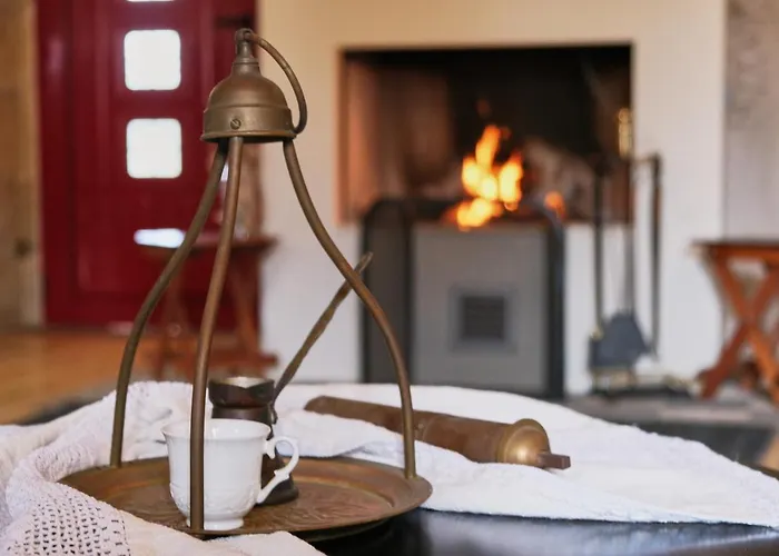 Yasemia Wood & Stone *