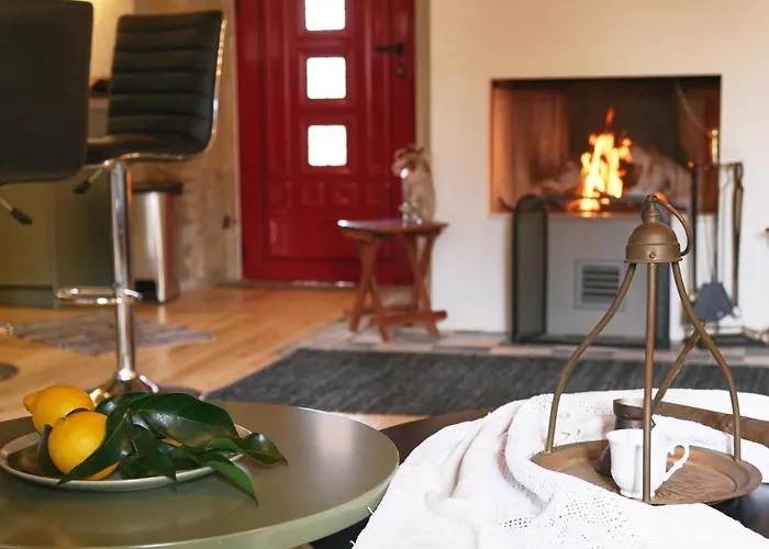 Yasemia Wood & Stone Villa *