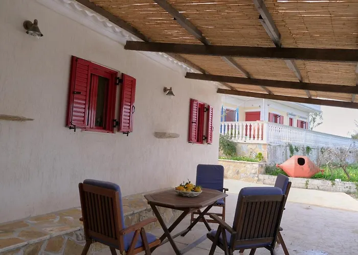 Yasemia Wood & Stone *