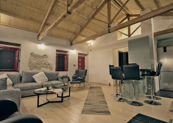 Yasemia Wood & Stone Villa